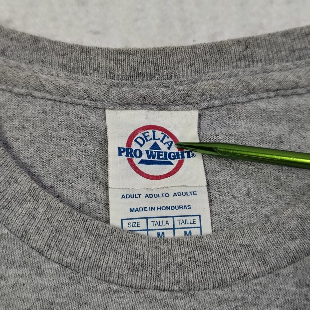 Yellowstone National Park T-Shirt Size Medium Grey Round Buffalo Logo‎ - Picture 6 of 10